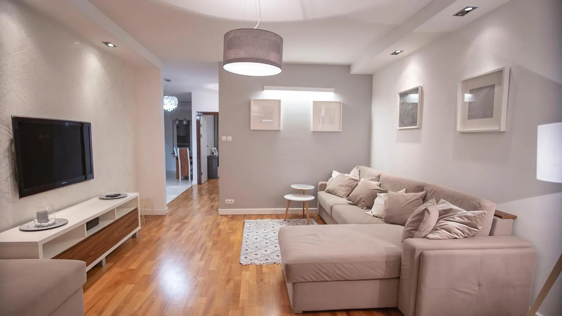 Mokotow Apartament Premium 60M2 + Taras 20M2 Warsaw Apartment